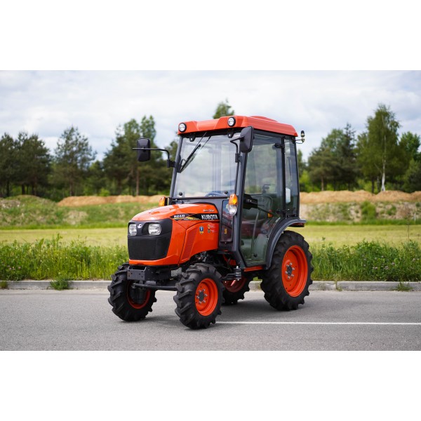 Ciągnik Kubota B2441 Neo Star / CAB | opinie | video | dane | cena