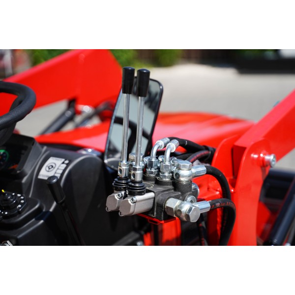 VST MT180 Filedtrac 4x4 - 18KM + chargeur frontal TUR