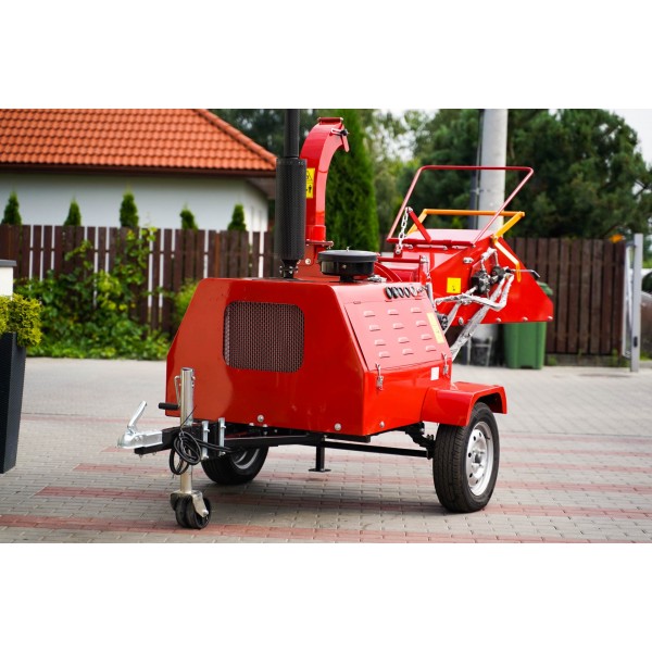 Rębak spalinowy tarczowy DWC-40 HD 4FARMER