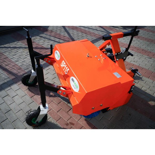 Kehrmaschine SP115 für Geograss-Traktor