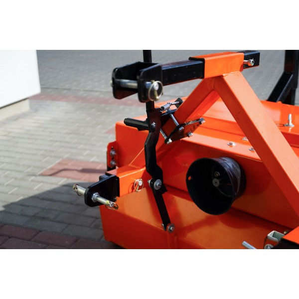 Zametací stroj SP115 pre traktor Geograss