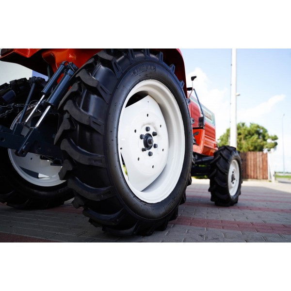 Hinomoto N239 4x4 23KM