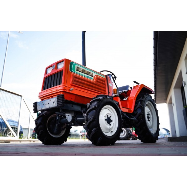 Hinomoto N239 4x4 23KM