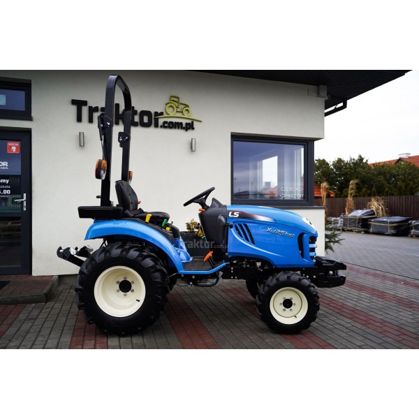 LS Traktor XJ25 HST