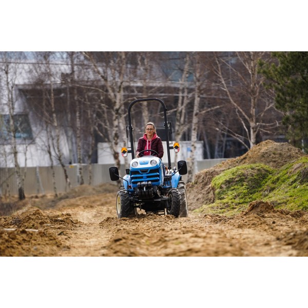 LS Tractor XJ25 HST