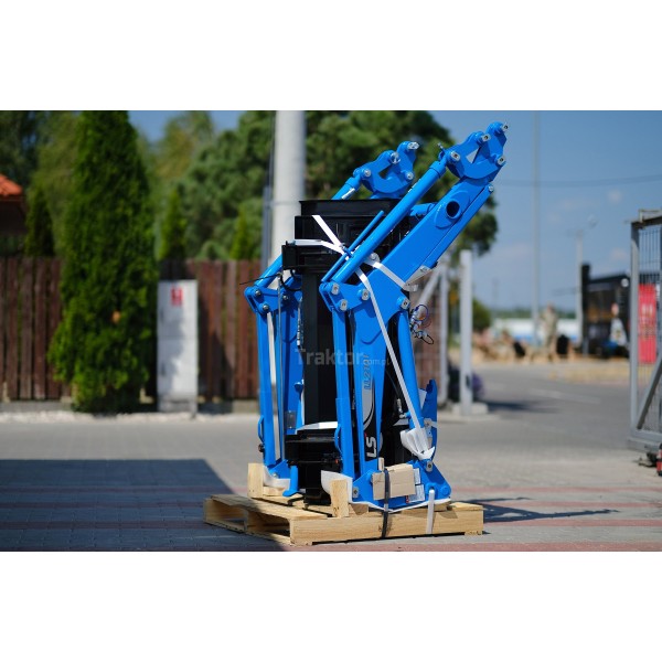 Front loader LS LL2101 for tractor LS XJ25