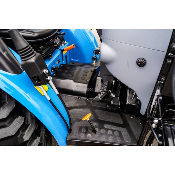 LS Traktor MT3.40 MEC mit Industriebereifung