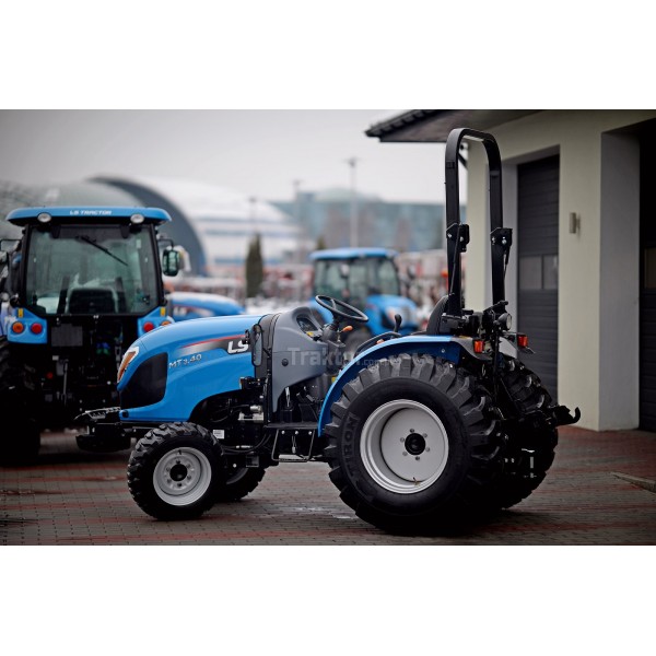 LS Traktor MT3.40 HST mit Industriebereifung