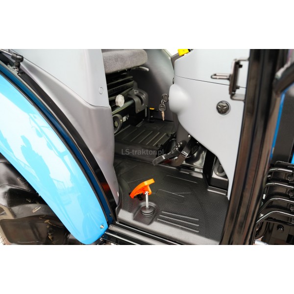 Tractor LS MT3.40 MEC con cabina