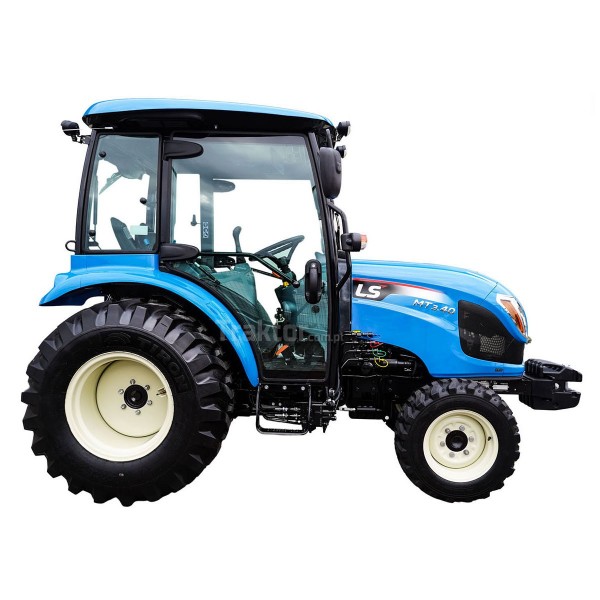 LS Traktor MT3.40 MEC s kabínou a priemyselnými pneumatikami