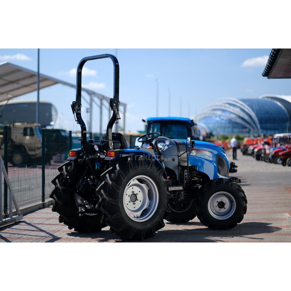 Tractor LS MT3.50 HST 4x4