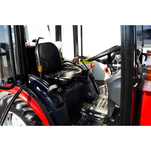 Massey Ferguson MF6028