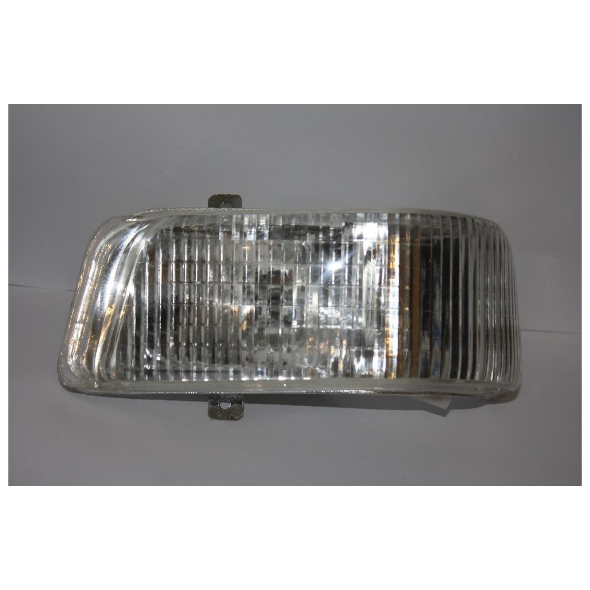 Lampa przednia / Yanmar F180/F220/F222/F200