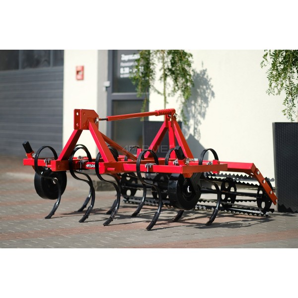 Grubber 150 mit 4FARMER Fadenwalze