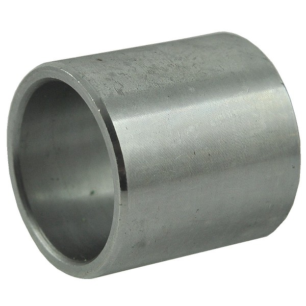 Manchon d'espacement / 28 x 34 x 34 mm / Kubota L2600 / 5-14-102-03