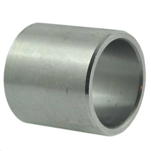 Dištančné puzdro / 28 x 34 x 34 mm / Kubota L2600 / 5-14-102-03