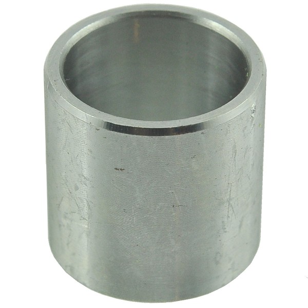 Dištančné puzdro / 28 x 34 x 34 mm / Kubota L2600 / 5-14-102-03