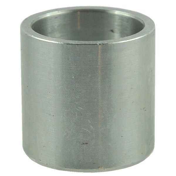 Dištančné puzdro / 28 x 34 x 34 mm / Kubota L2600 / 5-14-102-03