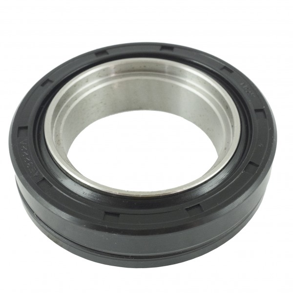 Uszczelniacz kasetowy 50 x 82 x 18/20 mm, przedniej osi Iseki TL2800, TL4200, AE3222A | Traktor.com.pl