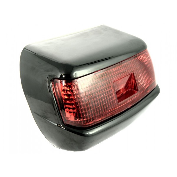 Lámpara trasera KUBOTA L3008, L3608