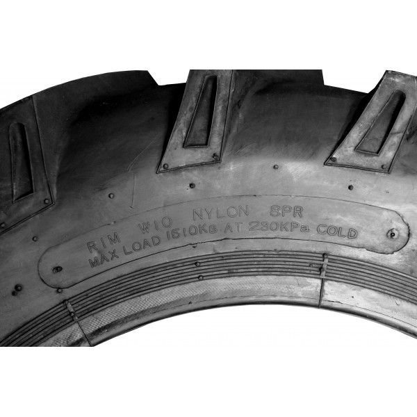 Pneu agricole 12.4-28 8PR