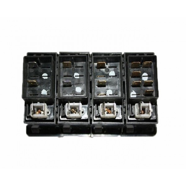 Electric switch / Mahindra