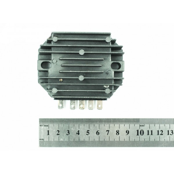 Spannungsregler 129150-77710