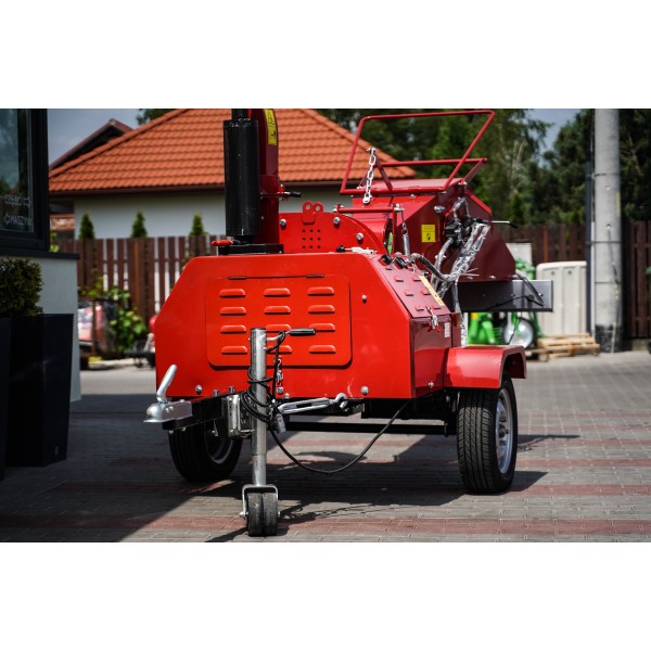 Rębak spalinowy tarczowy DWC-22 HD 4FARMER