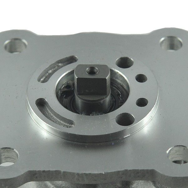 Kubota L275 L1802 L2002 L2202 KP0588 CJSS hydraulic pump