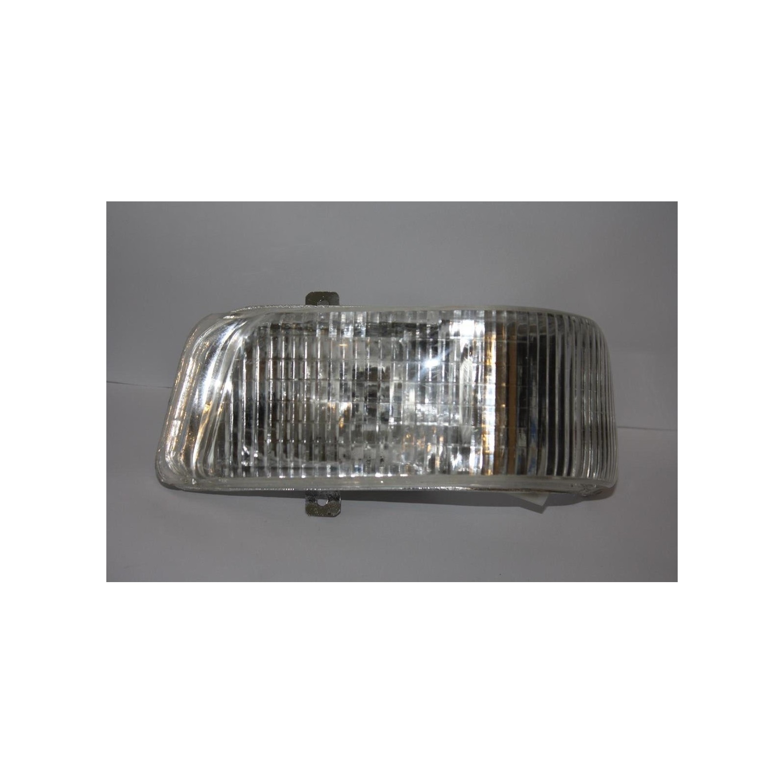 Faro Yanmar F200
