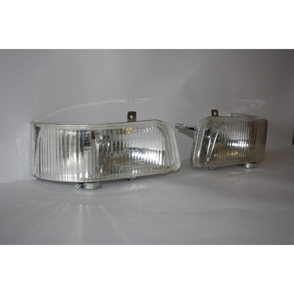 Lampa przednia Yanmar F200
