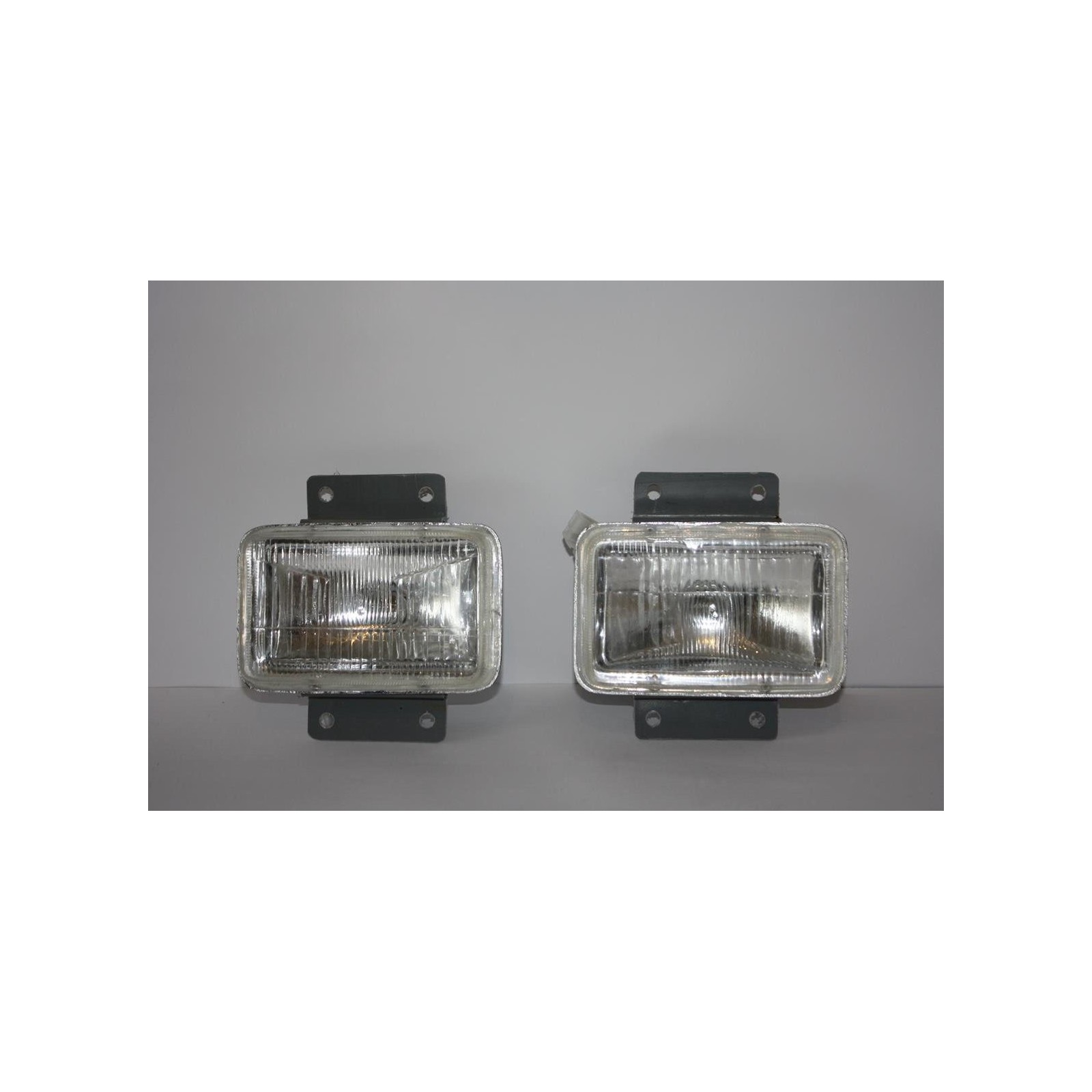 Yanmar F20 headlight