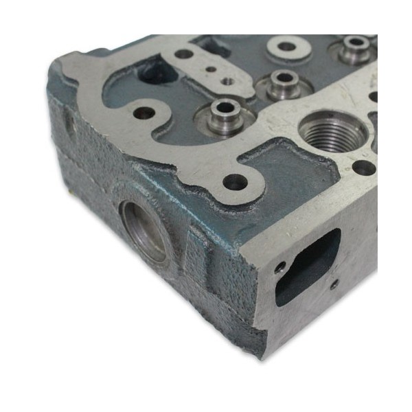 Głowica silnika Kubota D750 cylinder head
