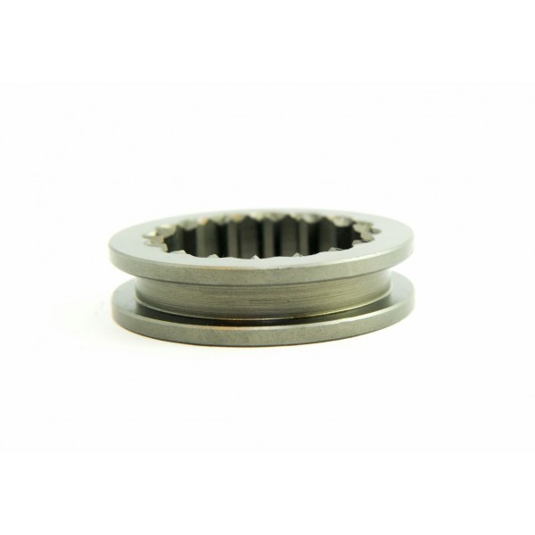 Kubota L-1 shaft sleeve, 16T