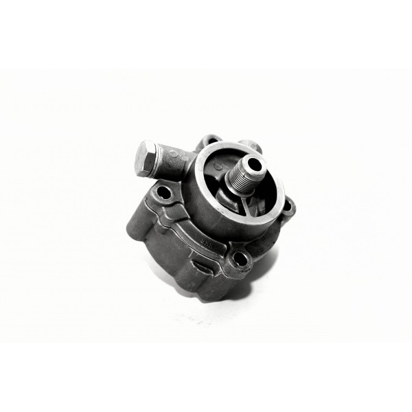 A Mitsubishi VST Oil Pump