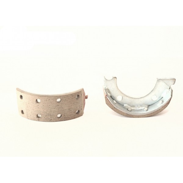 CONJUNTO DE ZAPATAS DE FRENO Zapatas de freno derechas Mitsubishi VST MT180/222/270