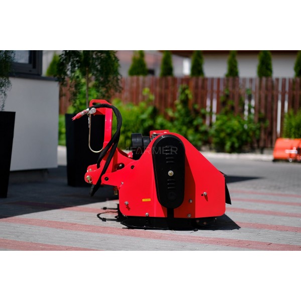 Broyeur à fléaux à commande hydraulique DPH 205 Professional 4FARMER
