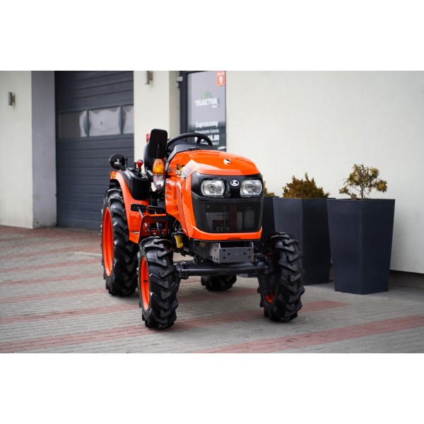 Ciągnik Kubota B2741 S Neo Star | opinie | video | dane | cena