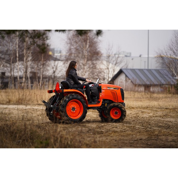 Ciągnik Kubota B2741 S Neo Star | opinie | video | dane | cena