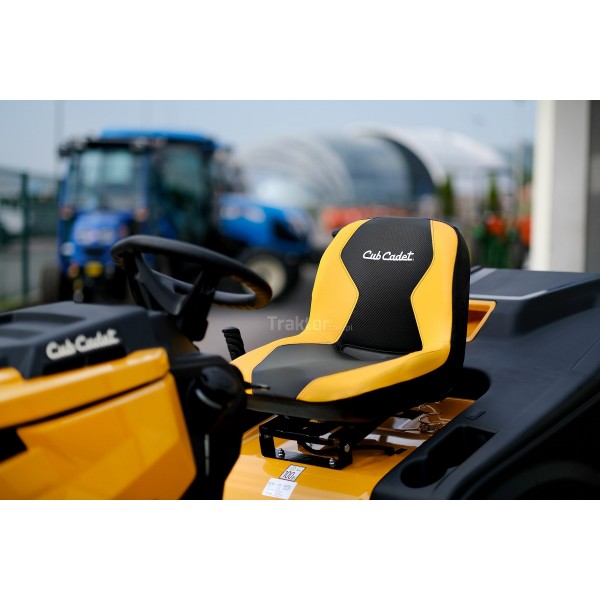 Cub Cadet XT1 OR95