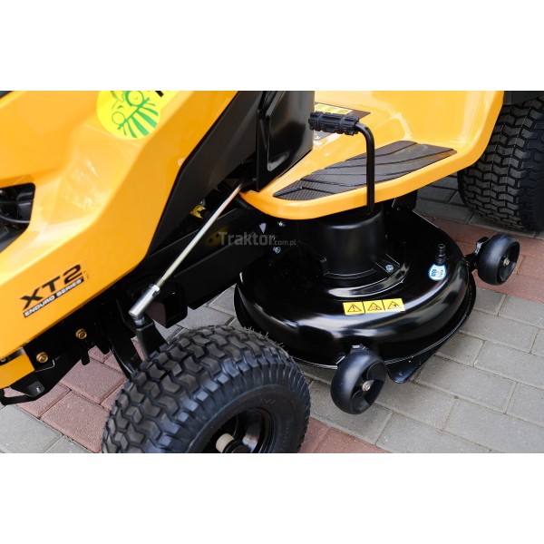 Cub Cadet XT2 QR106