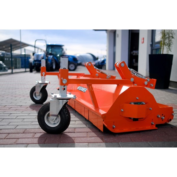 Schlegelmäher BK-1400 Standard 4FARMER / für die Vorderseite des Traktors