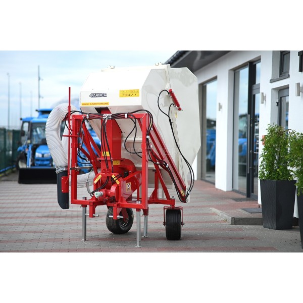 Traktorový fúkač lístia 1500L 4FARMER | cena