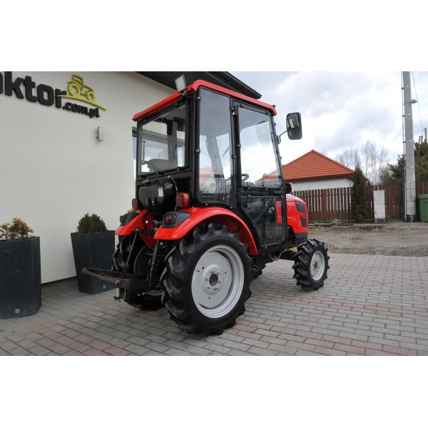 Massey Ferguson MF6028