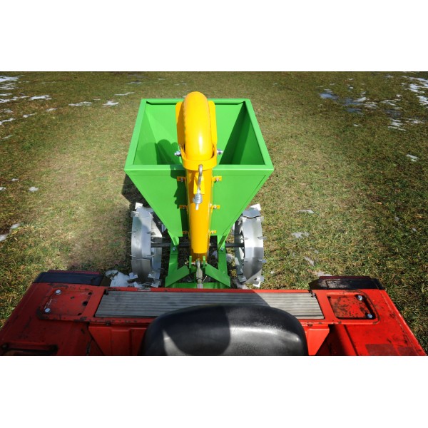 Single-row three-point planter Cat I, Cat II for tuber plants Bomet