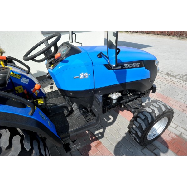 Solís 26 4x4 24,5 cv