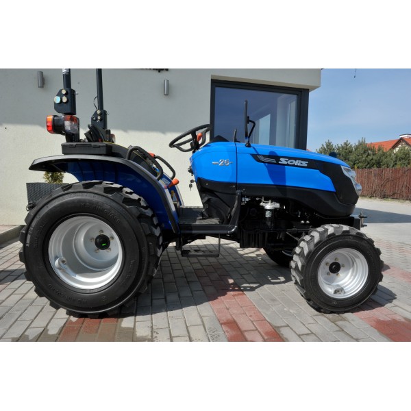 Solís 26 4x4 24,5 cv