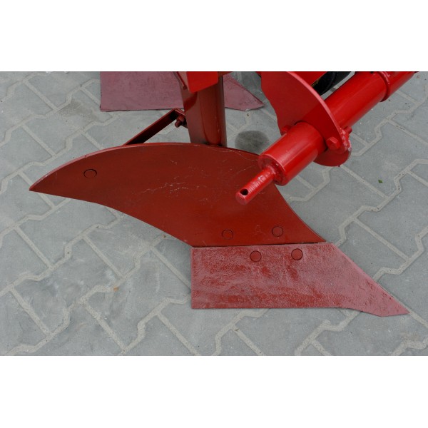 Two furrow plow with support wheel DEMAROL
