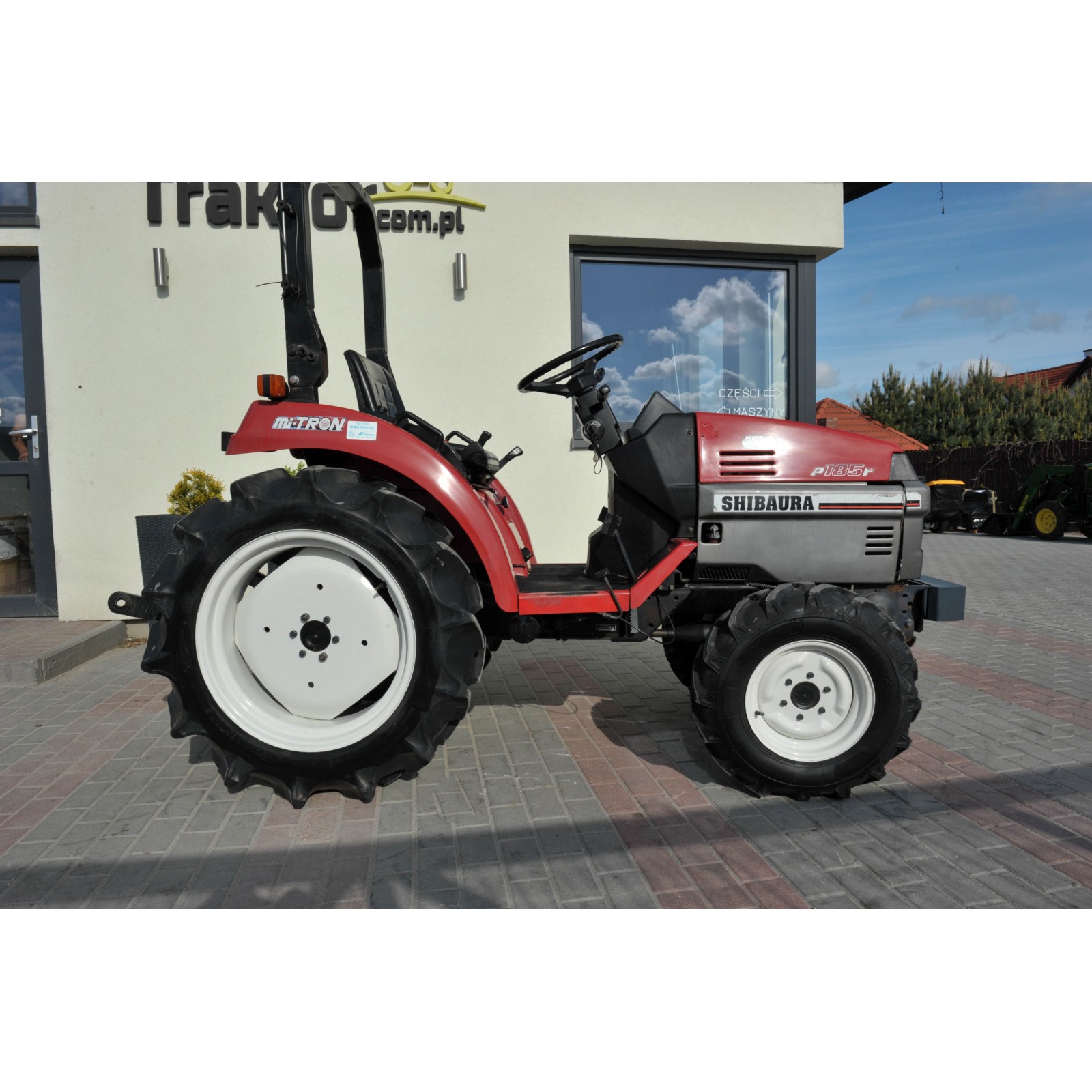Shibaura P185F 4x4 18 HP