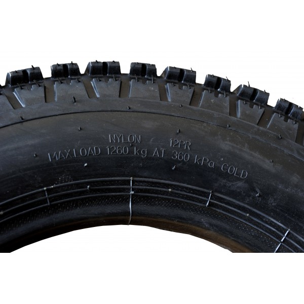 Reifen 8.3x18 12PR 8.3-18, 18x8.3 Gras